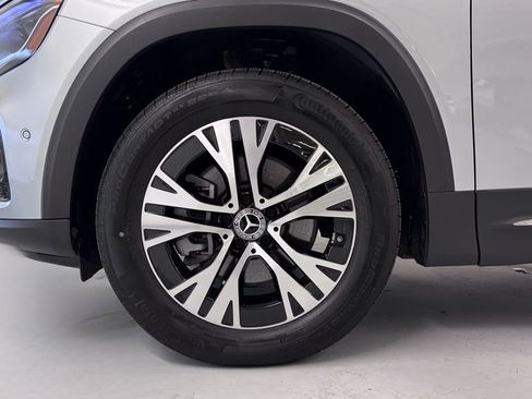 Certified 2025 Mercedes-Benz GLB 250 4MATIC image 12