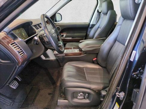 Used 2016 Land Rover Range Rover Supercharged image 17