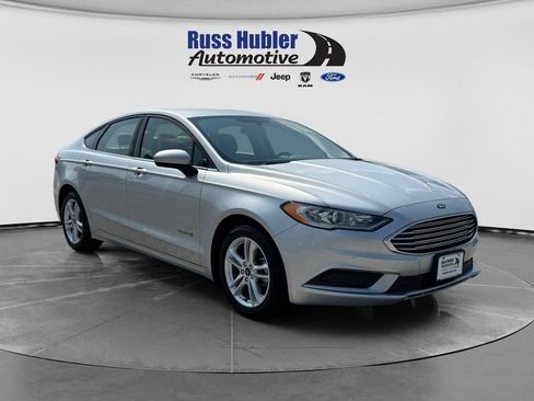 Used 2018 Ford Fusion S FWD image 9
