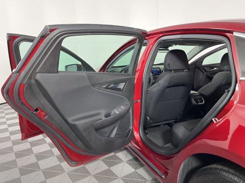 Used 2024 Chevrolet Malibu LT image 39