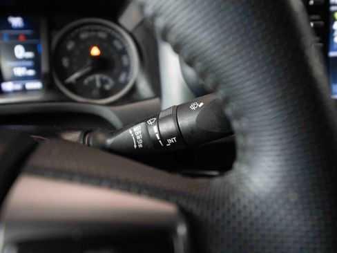 Used 2023 Toyota Tacoma SR5 AWD/4WD image 14