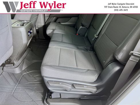 New 2025 Chevrolet Tahoe LS image 5