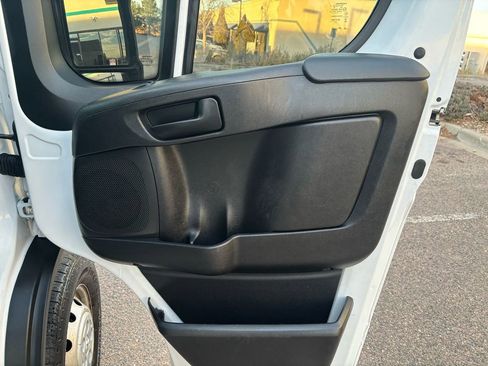 Used 2023 RAM ProMaster 2500 image 9