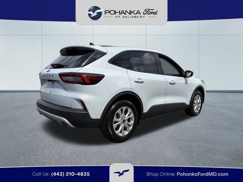 Used 2025 Ford Escape Active FWD image 5