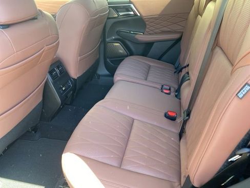 New 2026 Mitsubishi Outlander SEL FWD image 23