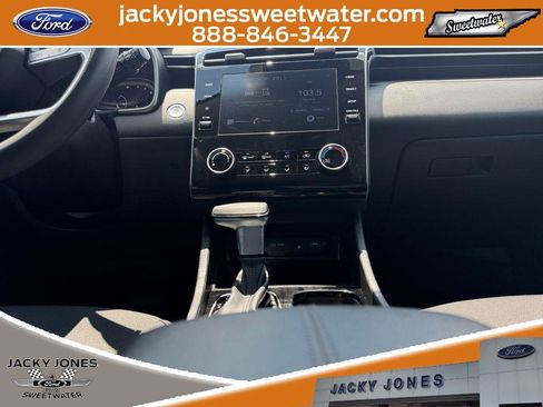 Used 2023 Hyundai Tucson SEL FWD image 12