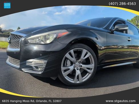 Used 2018 INFINITI Q70 L 3.7 AWD/4WD image 10