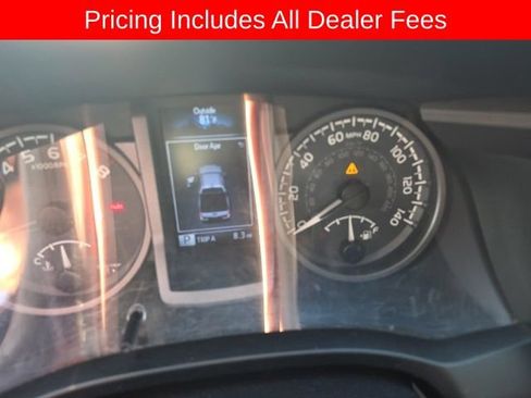 Used 2017 Toyota Tacoma TRD Off-Road w/ Tow Package (A/T) AWD/4WD image 7