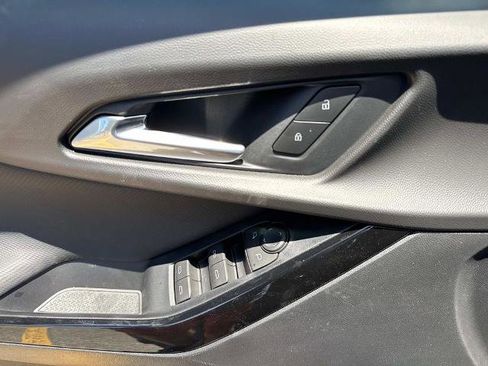 New 2026 Chevrolet Equinox LT w/ Midnight Edition FWD image 14