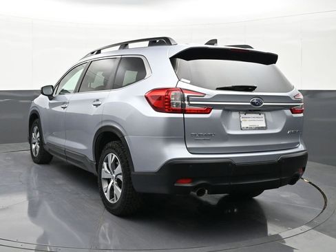 Used 2024 Subaru Ascent Premium w/ Convenience Package AWD/4WD image 3