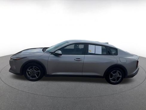 Used 2025 Kia K4 LXS image 9