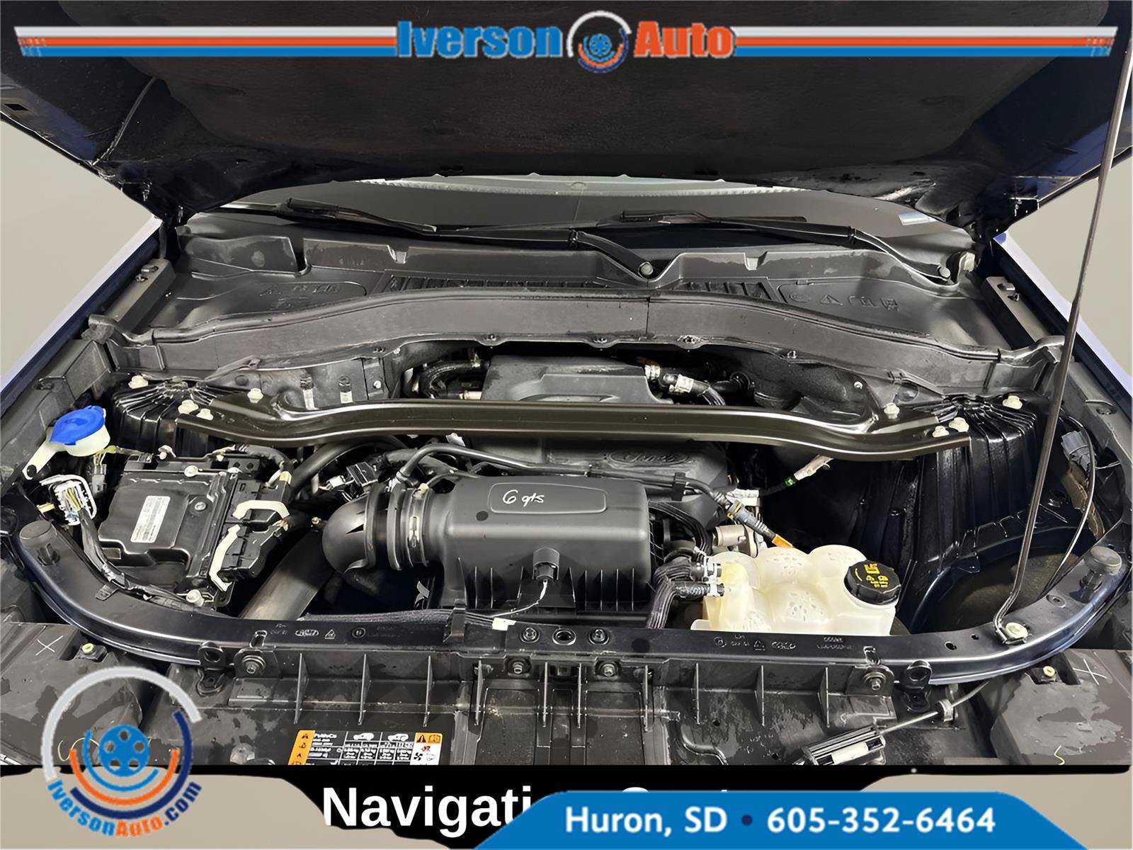 Used 2020 Ford Explorer Limited w/ Class III Trailer Tow Package AWD/4WD image 5