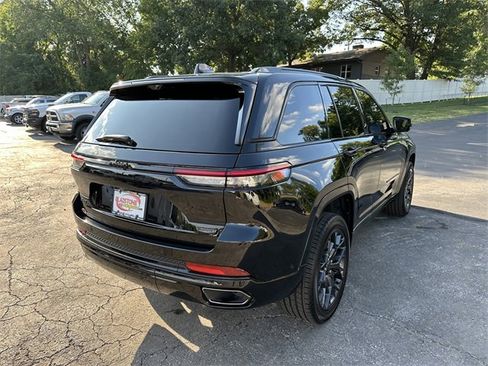 Used 2025 Jeep Grand Cherokee Summit w/ Adv Protech Group IV image 6