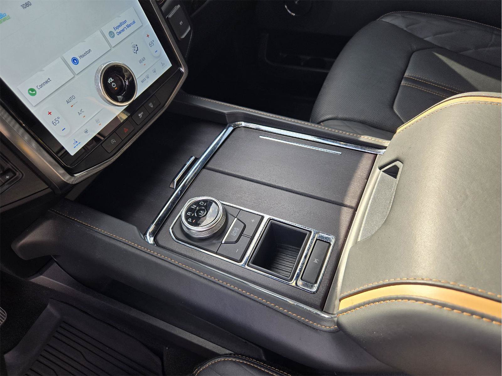 Used 2023 Ford Expedition Max Platinum RWD image 18