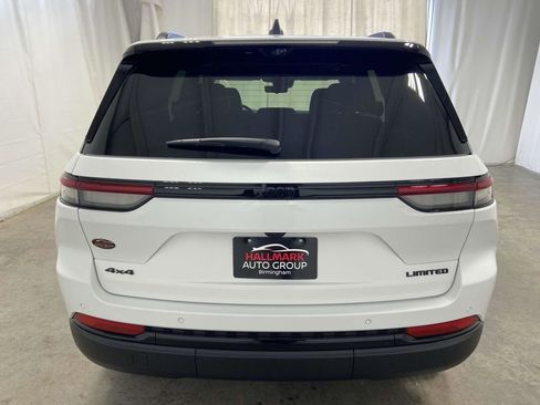 New 2025 Jeep Grand Cherokee Limited w/ Luxury Tech Group II image 4