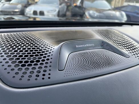 Used 2018 BMW M760i xDrive w/ Luxury Rear Seating Package image 32