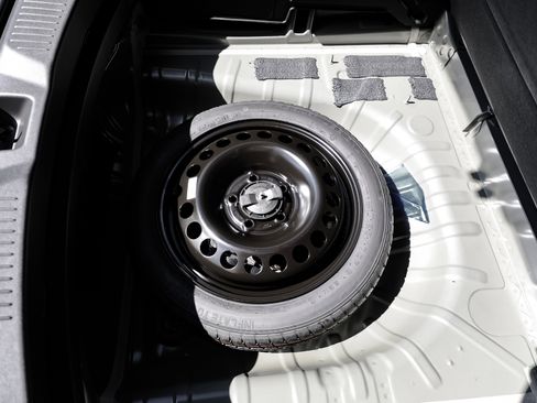 New 2025 Buick Envista Avenir image 18