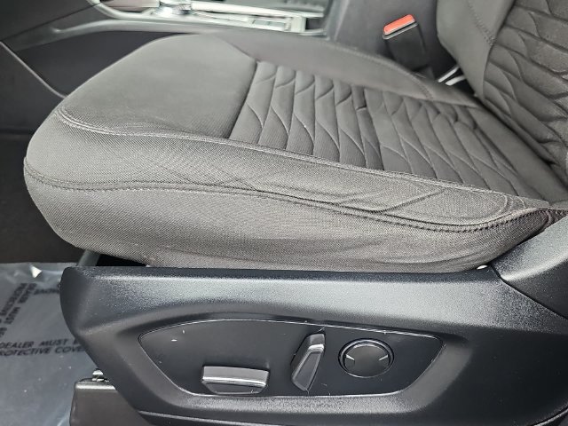 Used 2020 Ford Explorer XLT RWD image 32