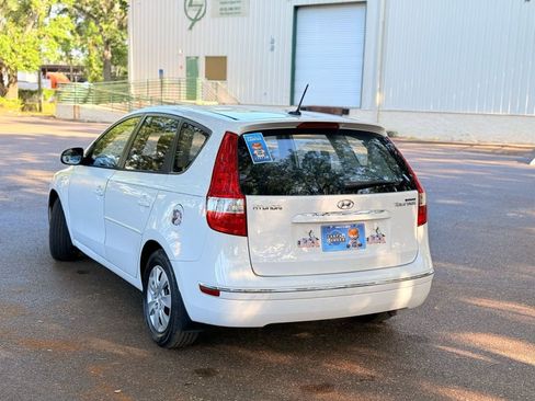 Used 2012 Hyundai Elantra GLS image 7