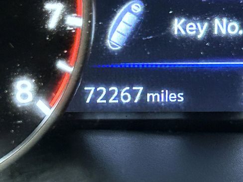 Used 2017 Nissan Murano S image 11