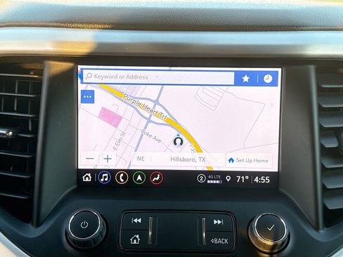 Used 2023 GMC Acadia SLT image 15