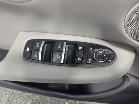 Certified 2023 INFINITI QX50 Sensory image 27