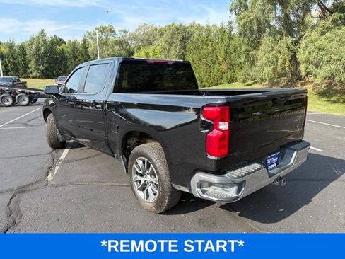 Used 2025 Chevrolet Silverado 1500 LT AWD/4WD image 5