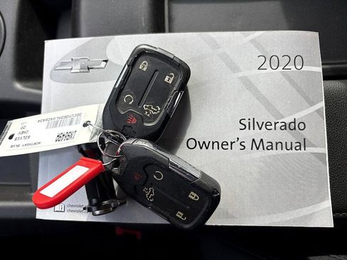 Used 2020 Chevrolet Silverado 1500 LT w/ All-Star Edition image 28