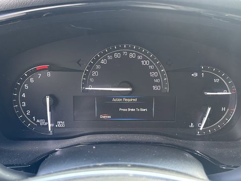 Used 2018 Cadillac XT5 AWD image 18