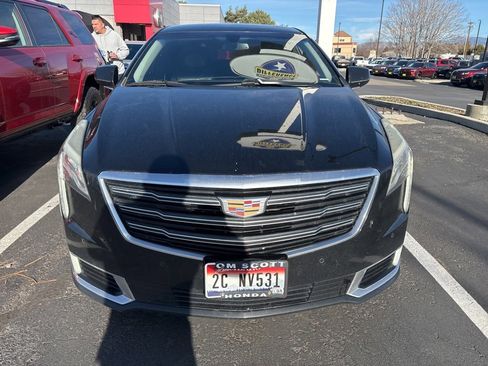 Used 2018 Cadillac XTS Luxury image 4