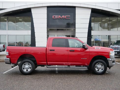 Used 2024 RAM 2500 Big Horn w/ Bed Utility Group image 2