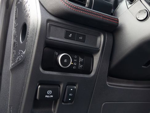 Used 2024 Ford Expedition Max Limited image 19