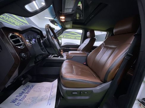 Used 2013 Ford F350 Platinum w/ Platinum Pkg image 18