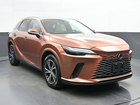 Used 2023 Lexus RX 350 Premium Plus w/ Accessory Package AWD/4WD image 2