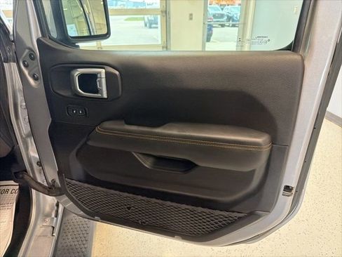 Used 2021 Jeep Wrangler Unlimited Sahara AWD/4WD image 41