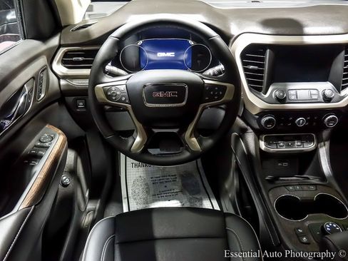 Certified 2023 GMC Acadia Denali w/ Denali Ultimate Package image 19