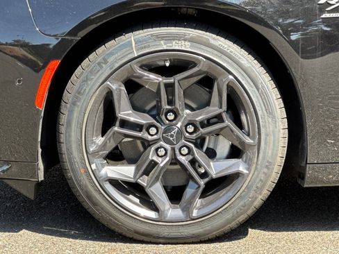 New 2025 Dodge Charger R/T w/ Quick Order Package 25M R/T image 24