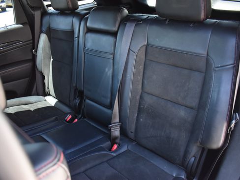 Used 2021 Jeep Grand Cherokee Trailhawk w/ Premium Lighting Group AWD/4WD image 21