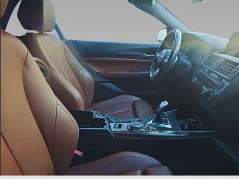 Used 2015 BMW M235i Convertible image 6