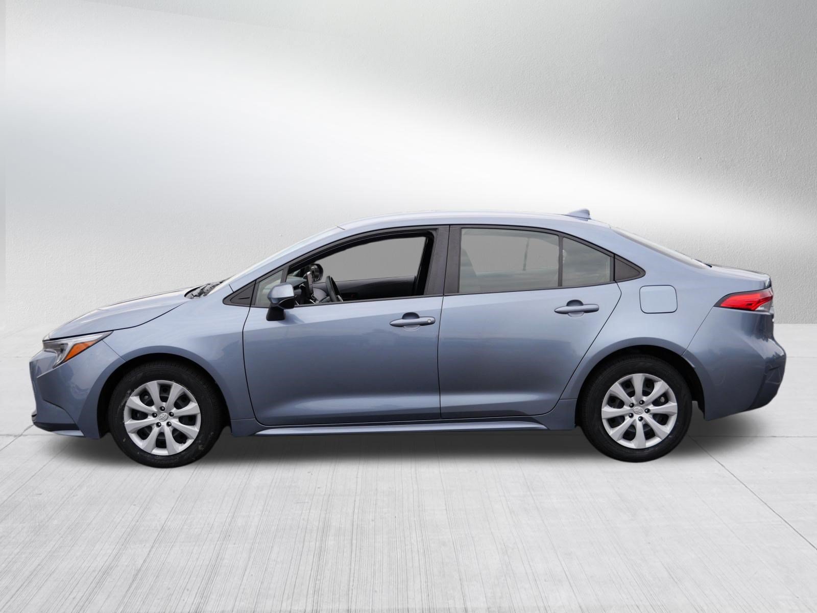 Certified 2024 Toyota Corolla LE FWD image 4