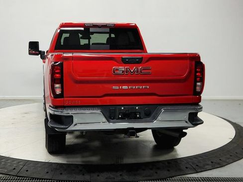 Used 2024 GMC Sierra 2500 SLE w/ SLE Value Package; AWD/4WD image 7