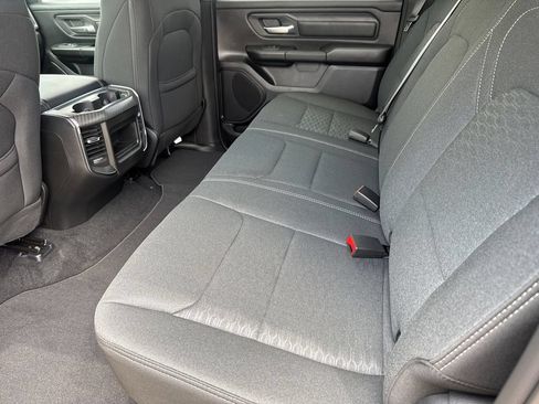 New 2026 RAM 1500 Express AWD/4WD image 17