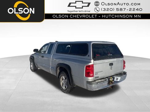 Used 2005 Dodge Dakota SLT image 3