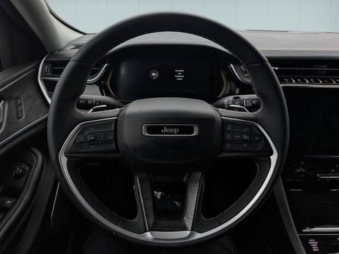 Used 2024 Jeep Grand Cherokee Limited 4xe image 18