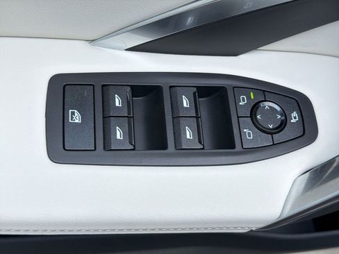 New 2026 BMW X2 xDrive28i w/ Technology Package image 21