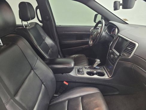 Used 2018 Jeep Grand Cherokee Limited image 21
