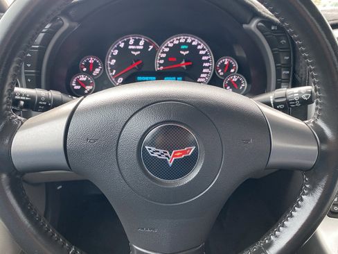 Used 2006 Chevrolet Corvette Coupe w/ Preferred Equipment Group image 8
