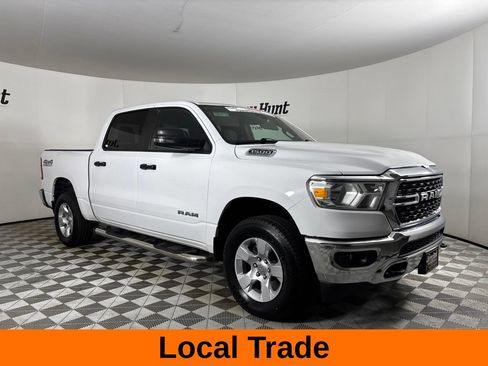 Used 2023 RAM 1500 Big Horn AWD/4WD image 4