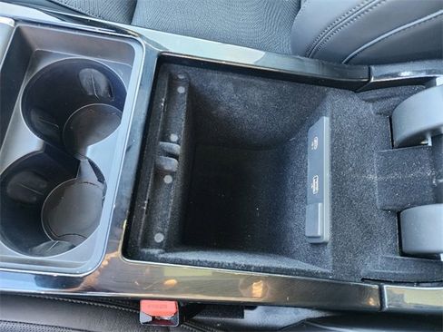 Used 2024 Land Rover Range Rover Velar Dynamic HSE image 28