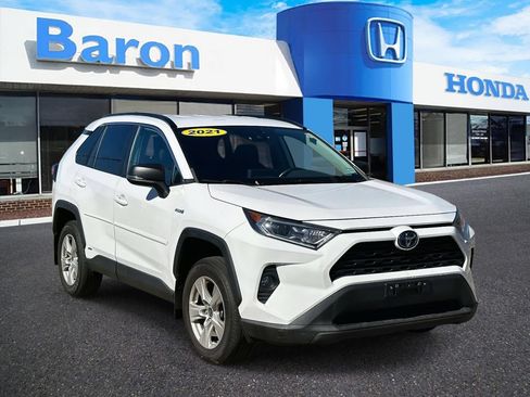 Used 2021 Toyota RAV4 XLE w/ XLE Grade Weather Package AWD/4WD image 1